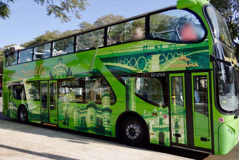 Panoramic bus through Seville