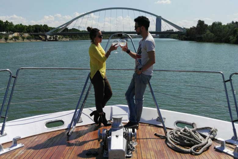 Toasting to an excellent boat trip